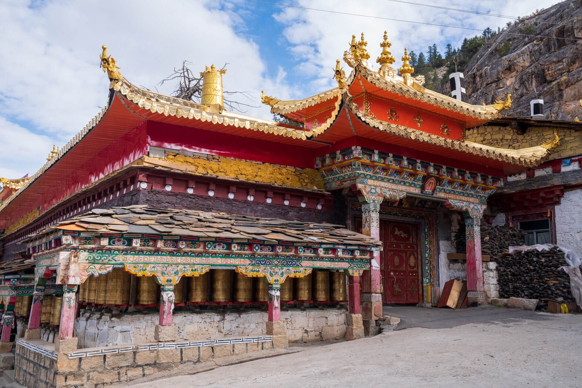 Du lịch Á Đinh Đạo Thành - Đền Bangpu