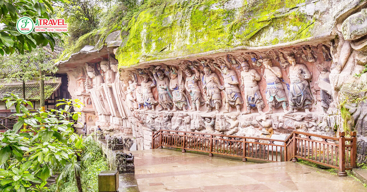 Quần thể tượng khắc Đại Túc thể hiện sự giao hòa giữa ba truyền thống tôn giáo cổ đại của Trung Hoa.