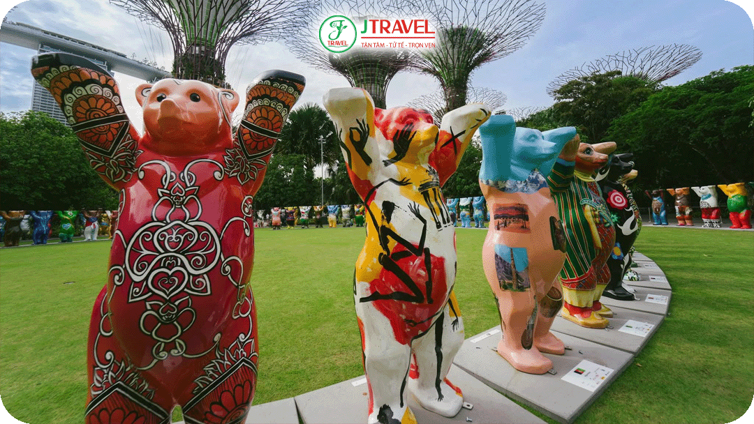 United Buddy Bears - Một triển lãm đa sắc màu, mang thông điệp toàn cầu