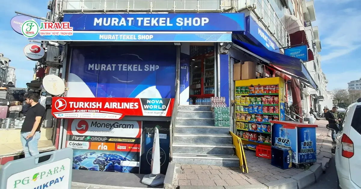 Tiệm Tekel (cửa hàng rượu) có bán bia ở những tỉnh nhỏ