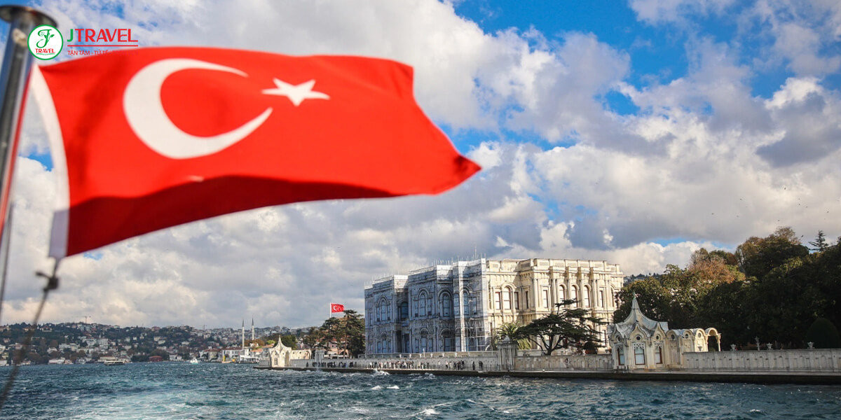 Cung điện Beylerbeyi Sarayi