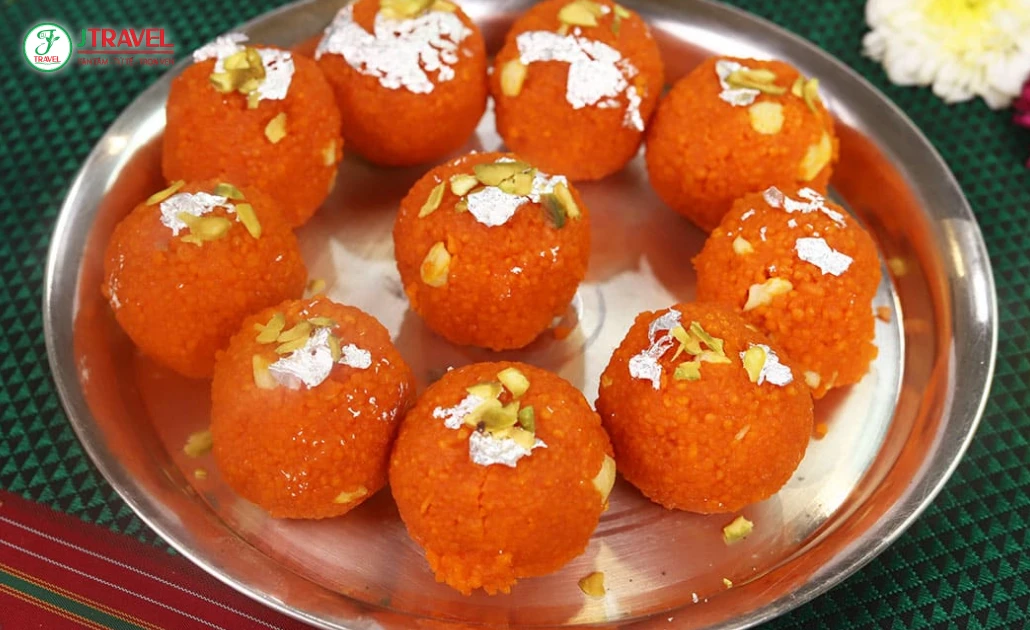 Ladoo món ngọt truyền thống Ấn Độ trong dịp đầu năm