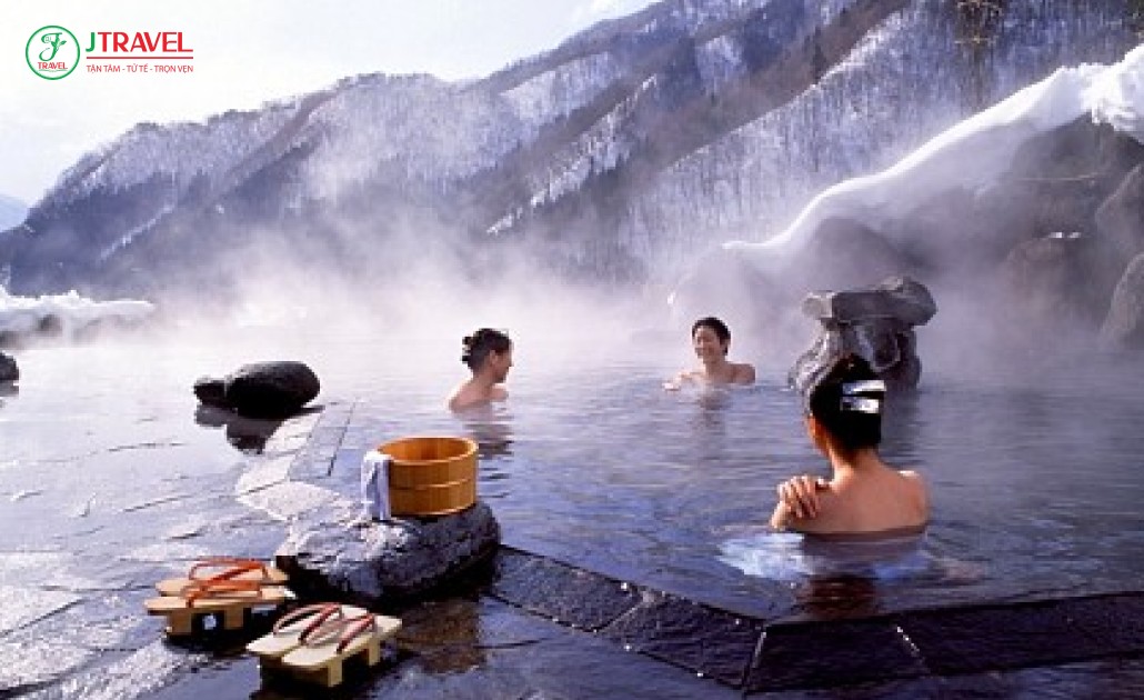 Lưu ý khi tắm onsen trong thời tiết lạnh