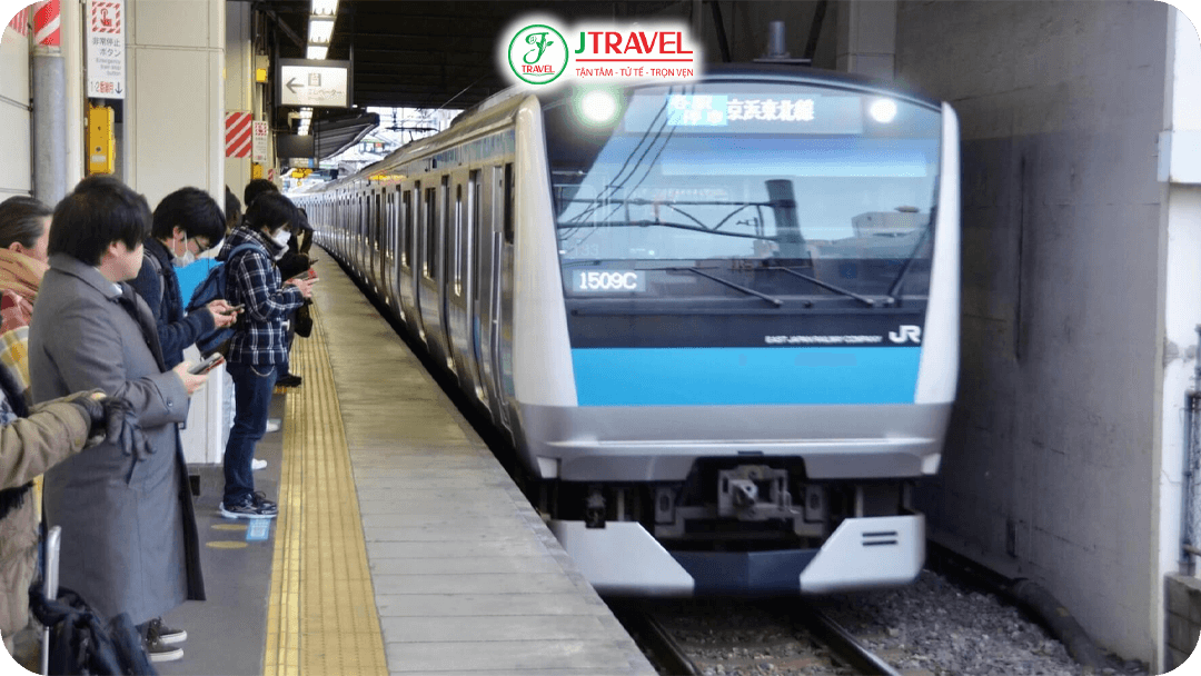 Văn hóa đi tàu điện tại Nhật Bản