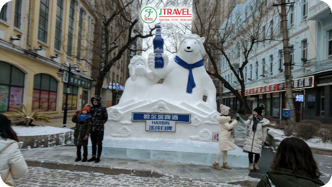 Phố Trung ương nổi tiếng với kiến trúc kiểu châu Âu và những quán cà phê ấm cúng