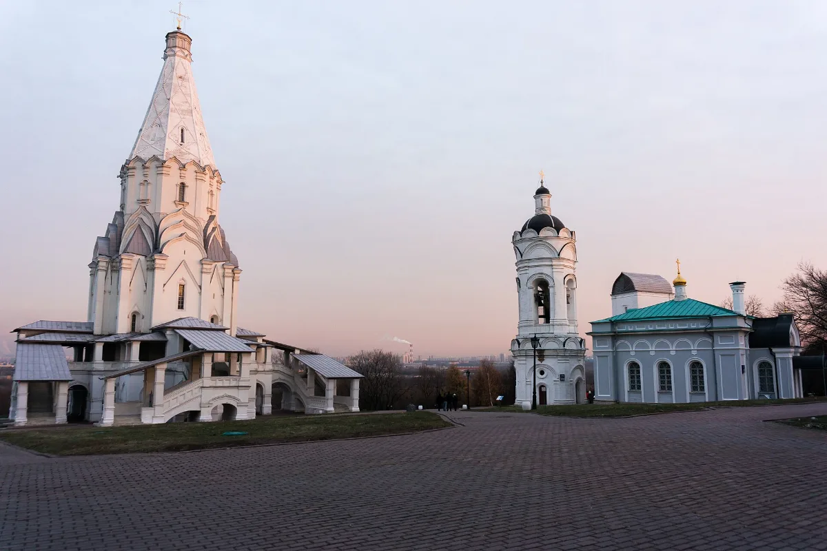 Nhà thờ Thăng Thiên ở khu bảo tồn Kolomenskoye, Moscow
