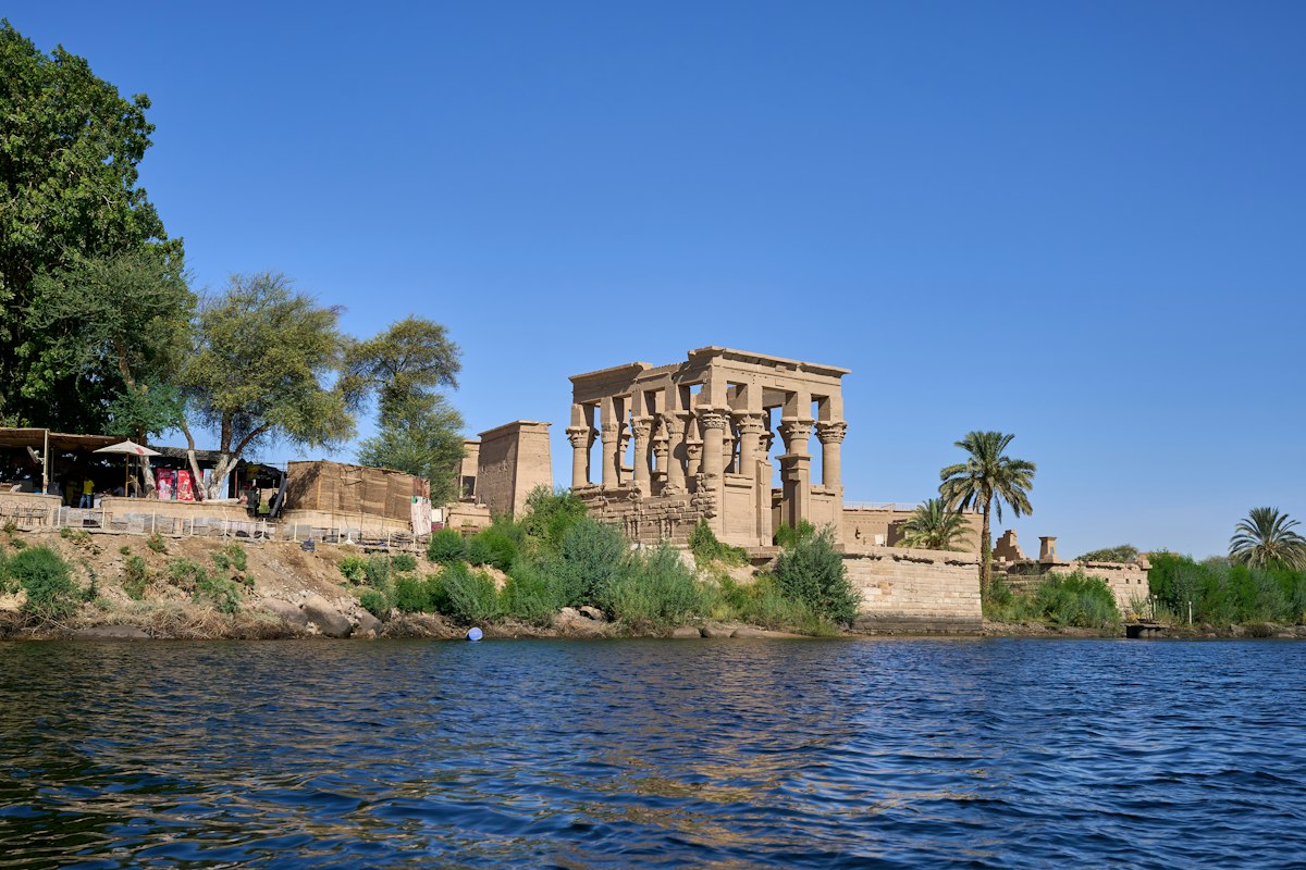 Cảnh ven sông Nile ở Aswan