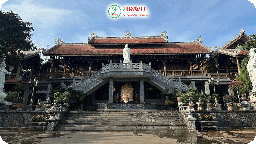 Chùa Sắc Tứ Khải Đoan – ngôi chùa đầu tiên của tổ chức Phật Giáo có mặt tại Đắk Lắk