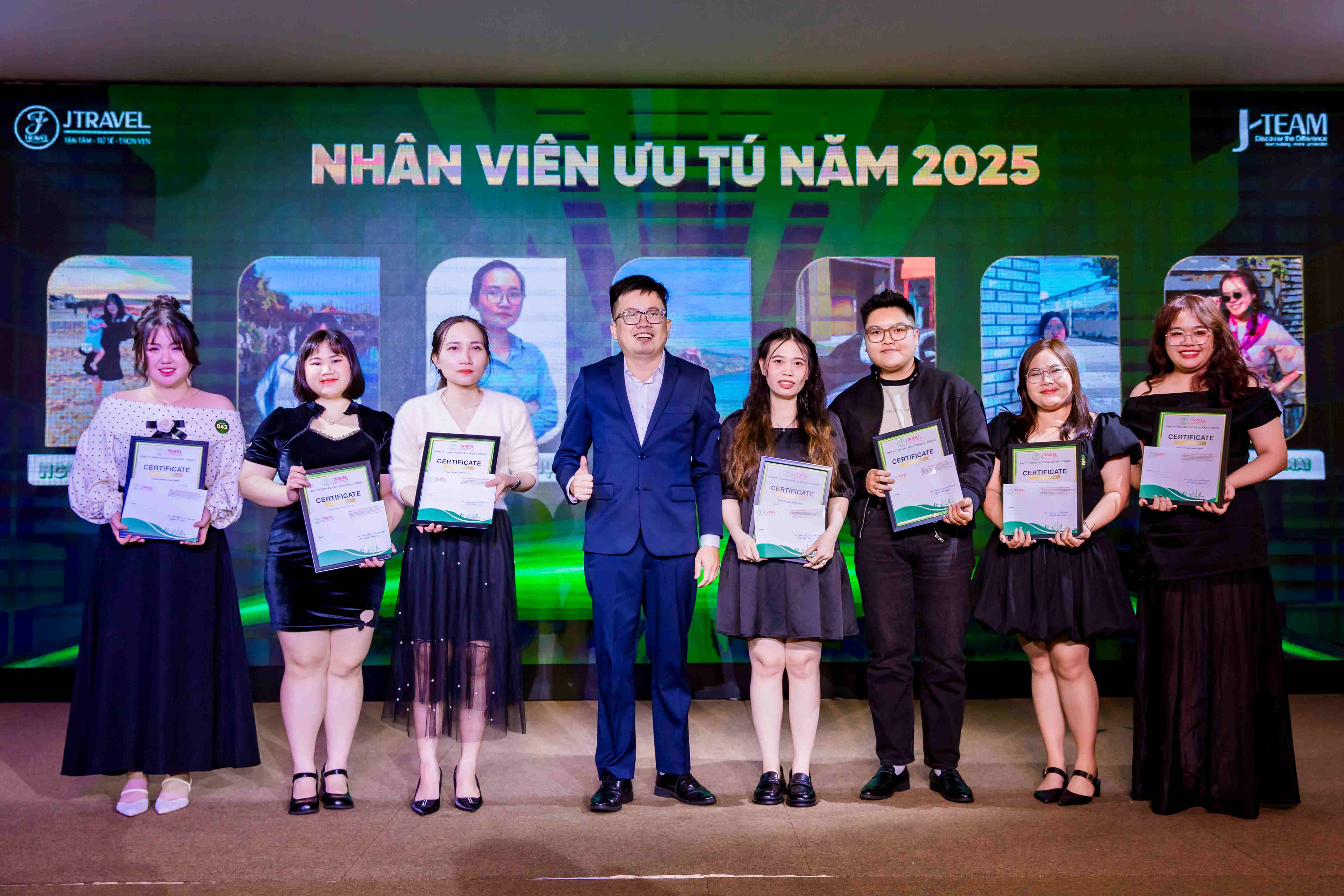Nhân viên ưu tú năm 2025
