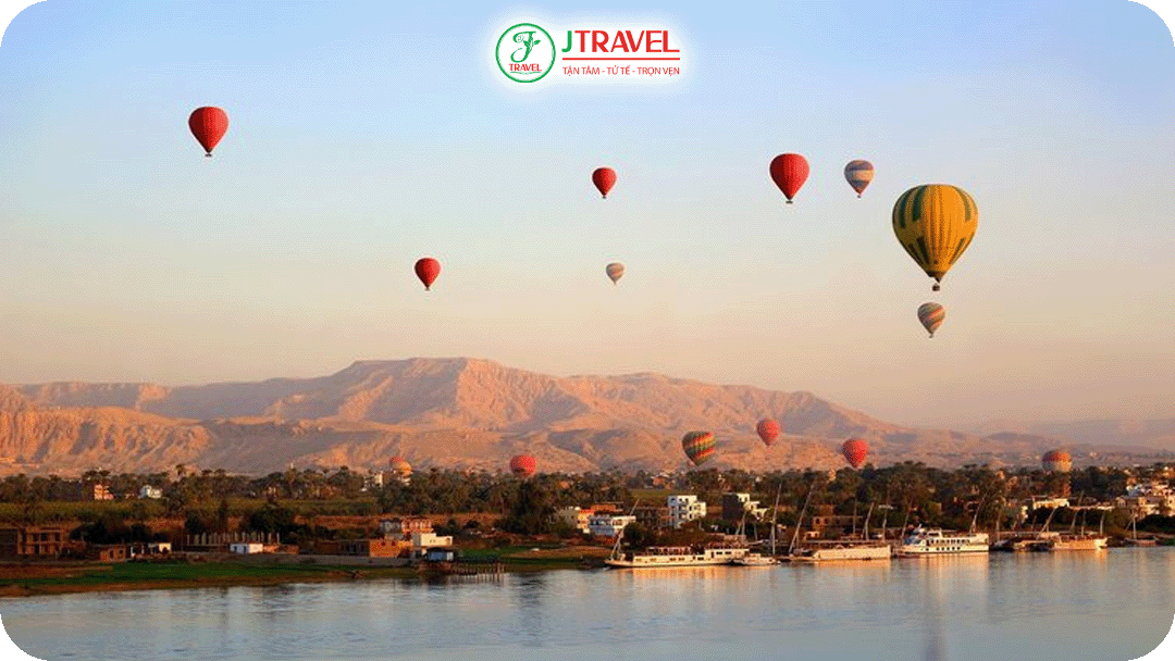 Trải nghiệm bay khinh khí cầu ngắm hoàng hôn Luxor