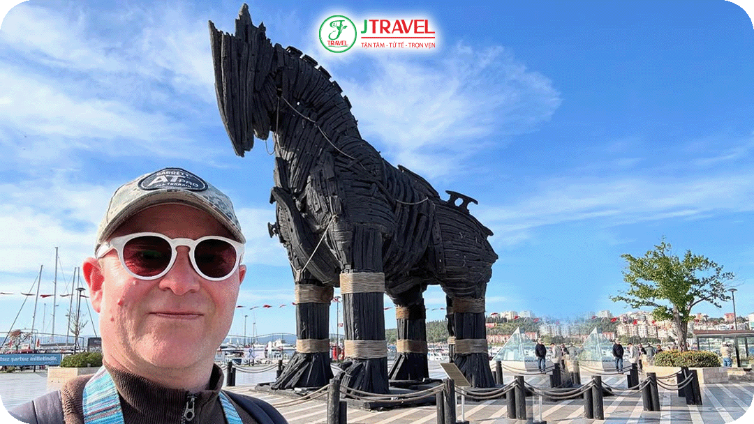 Con ngựa tại Cannakkale với đường nét mạnh mẽ và tính nghệ thuật cao