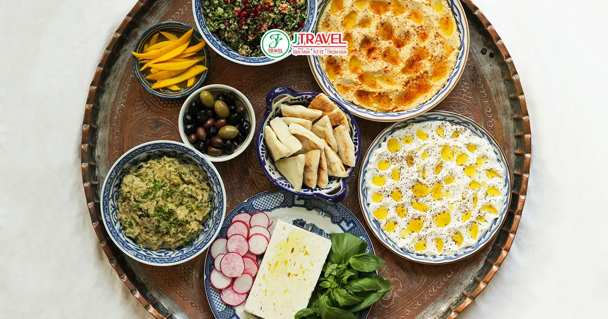 Meze – Món Khai Vị Truyền Thống Đa Sắc Vị