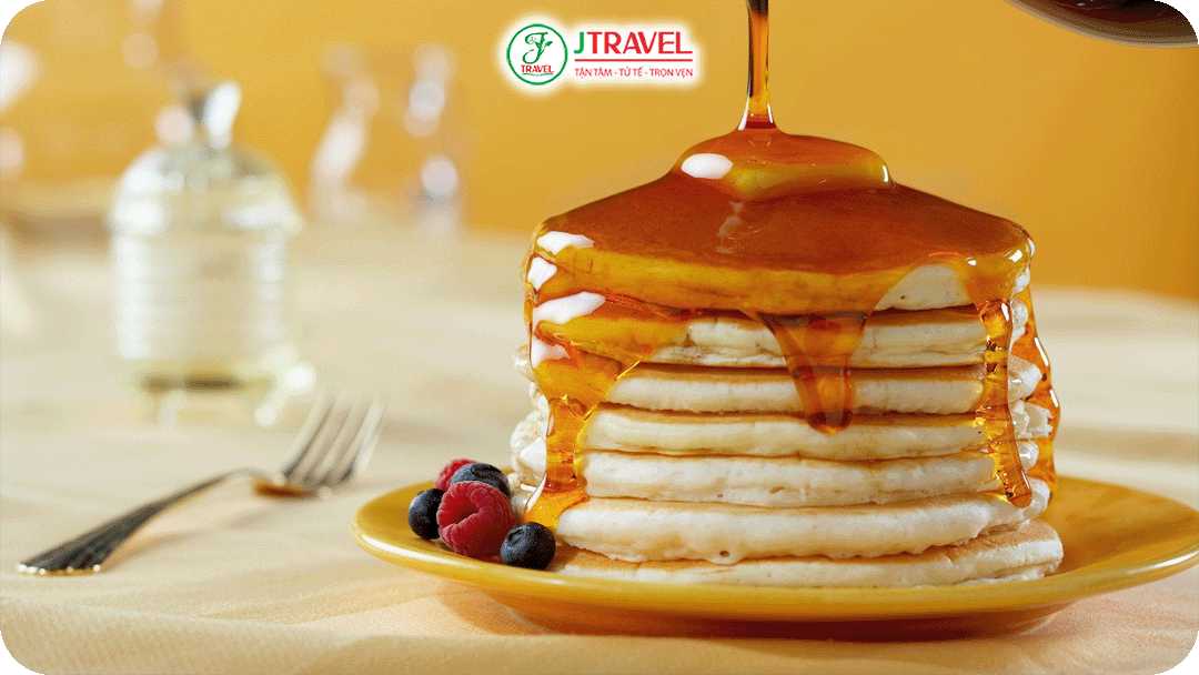 Canada nổi tiếng với siro cây thích (maple syrup)