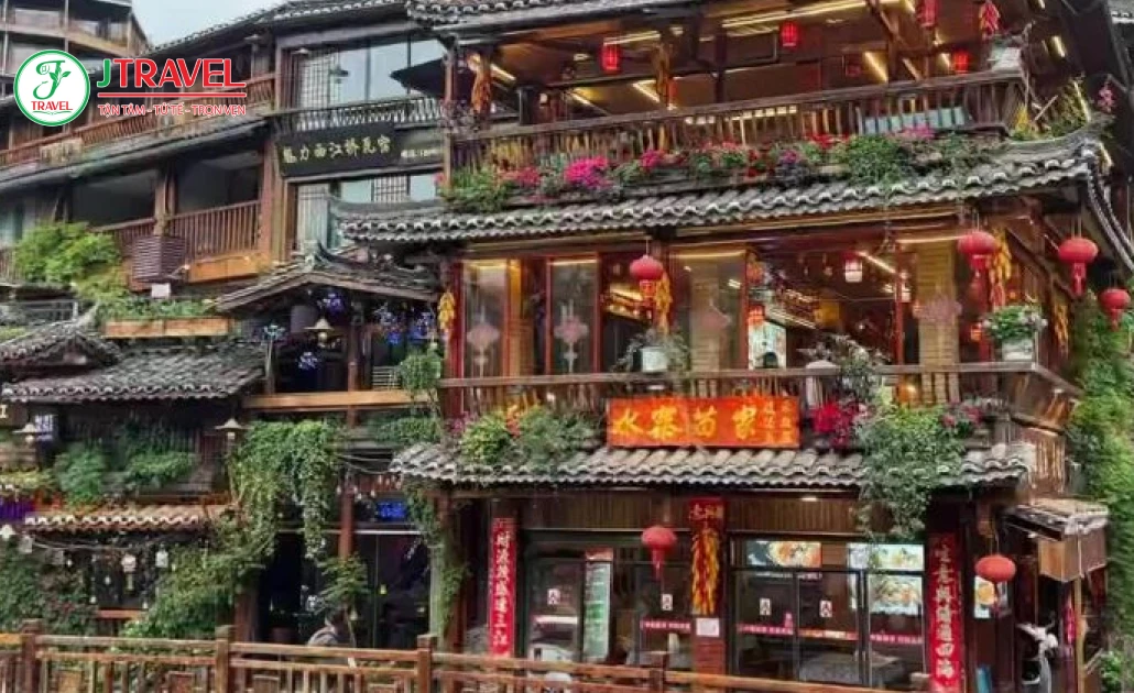 Thiên Hộ Miêu Trại điểm đến nổi bật ở Quý Châu