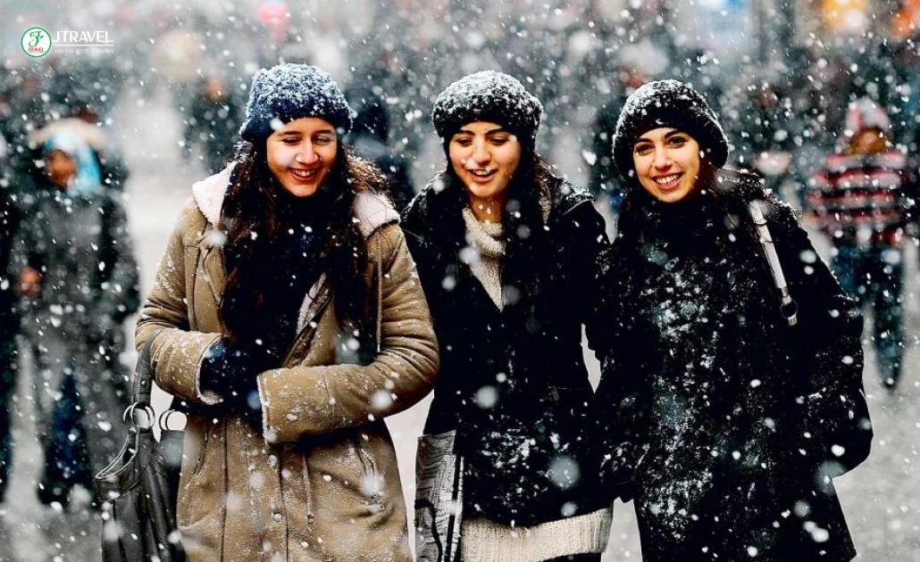 Trang phục giữ nhiệt khi du lịch Bắc Âu mùa đông