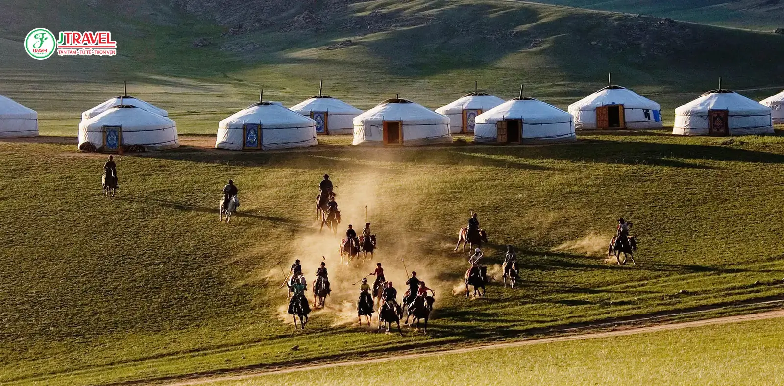 hiều hành trình đưa du khách đến vùng sâu vùng xa, cơ sở hạ tầng du lịch còn hạn chế