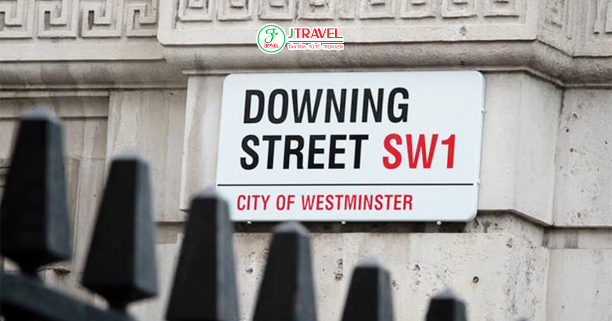 Hướng dẫn di chuyển đến số 10 phố Downing