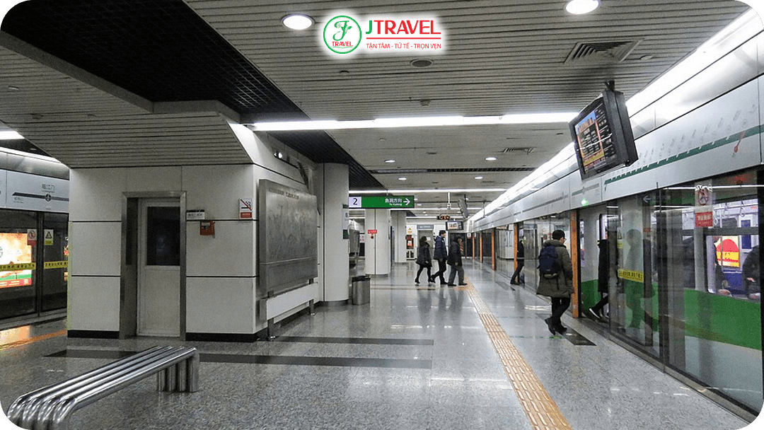 Ga Linjiangmen, còn được gọi là ga Đại Lệ (Linjiangmen Railway Station)
