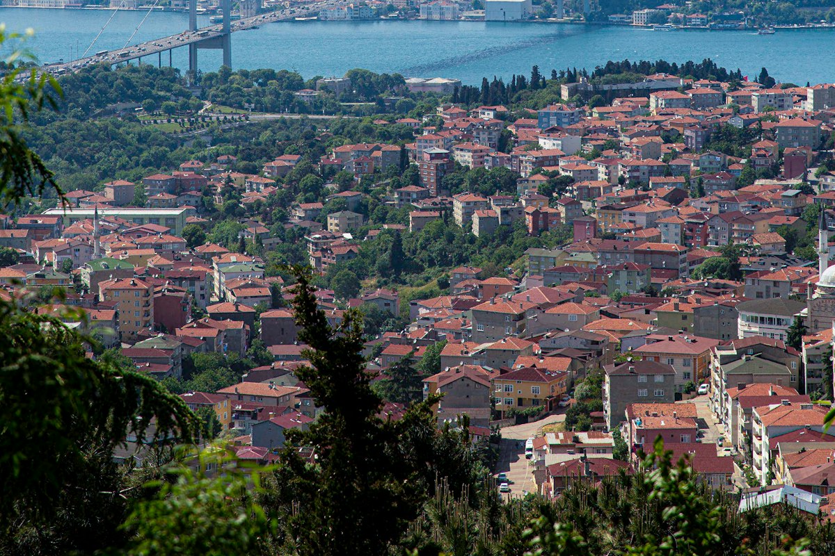 Thành phố Istanbul bên eo biển Bosphorus