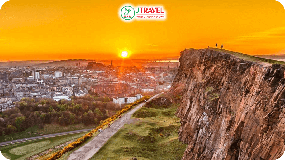 Từ đỉnh Arthur’s Seat - Ngắm nhìn thành phố trong mùa thu
