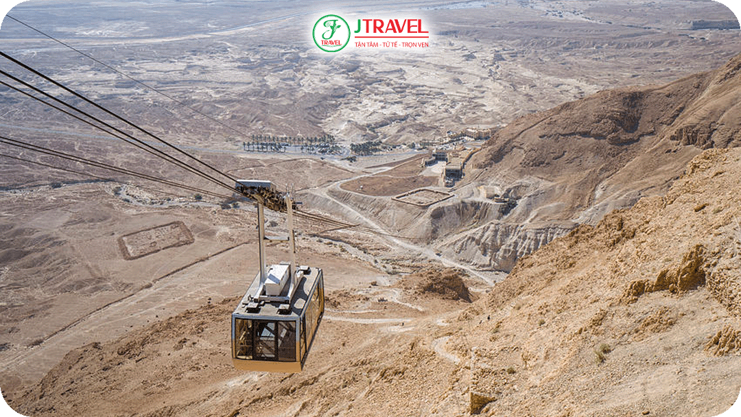 Cáp treo lên pháo đài Masada ở Israel