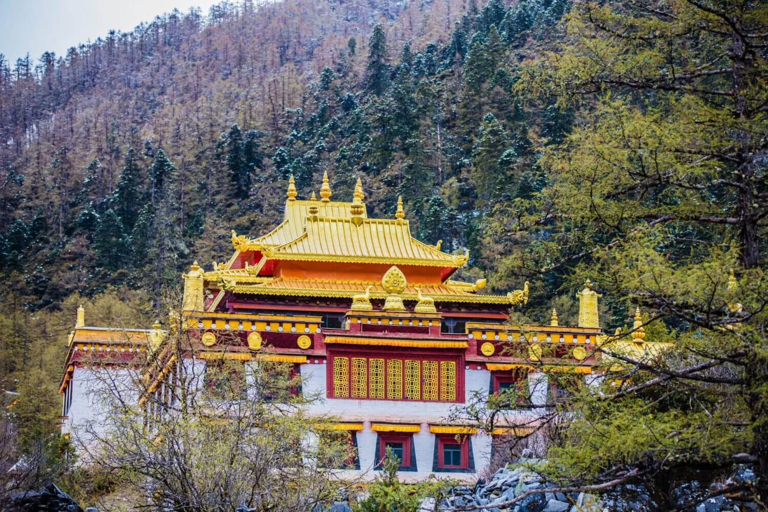 Du lịch Á Đinh Đạo Thành - Đền Chonggu