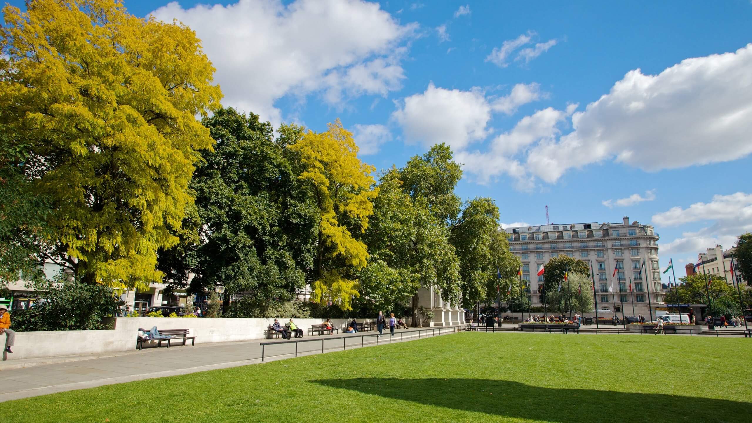 Công Viên Hyde Park  (ảnh internet)