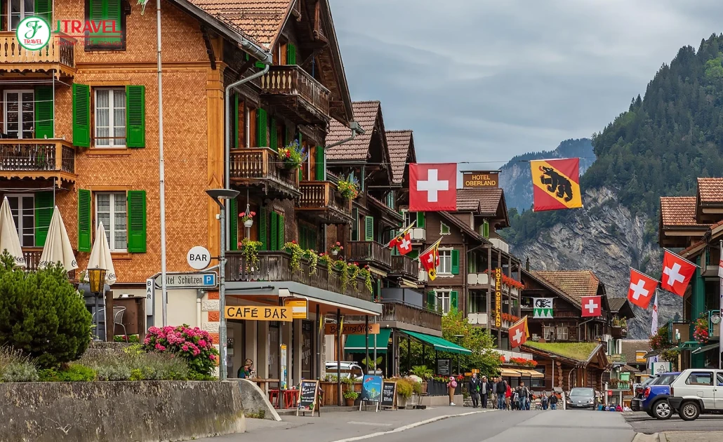 Làng Lauterbrunnen Thụy Sĩ yên bình giữa núi Alps điểm đến lý tưởng để nghỉ dưỡng