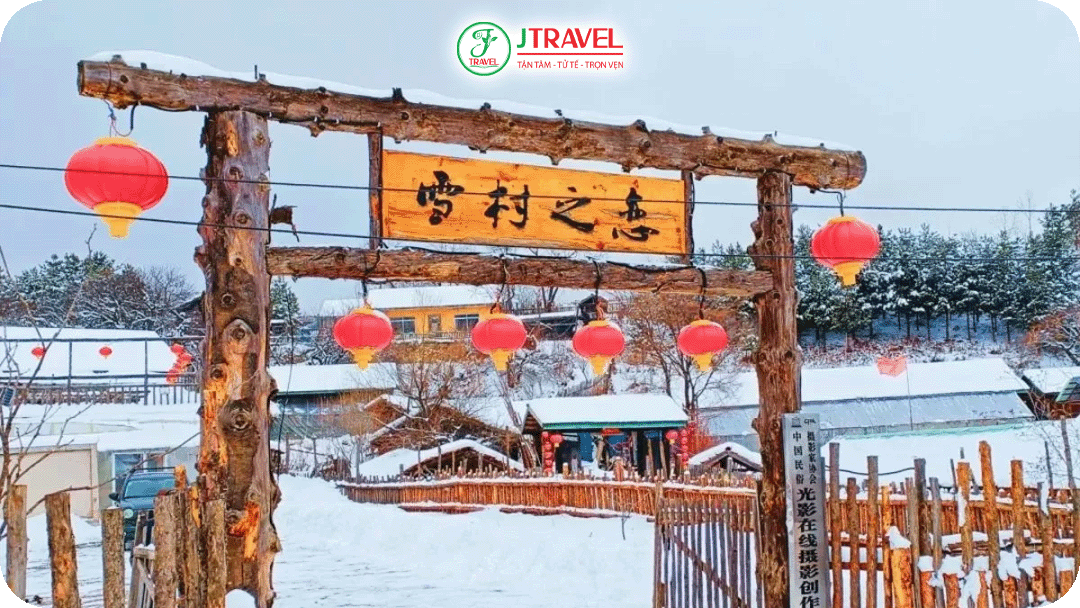 Ngôi làng yên bình giữa trời đông tại núi Trường Bạch