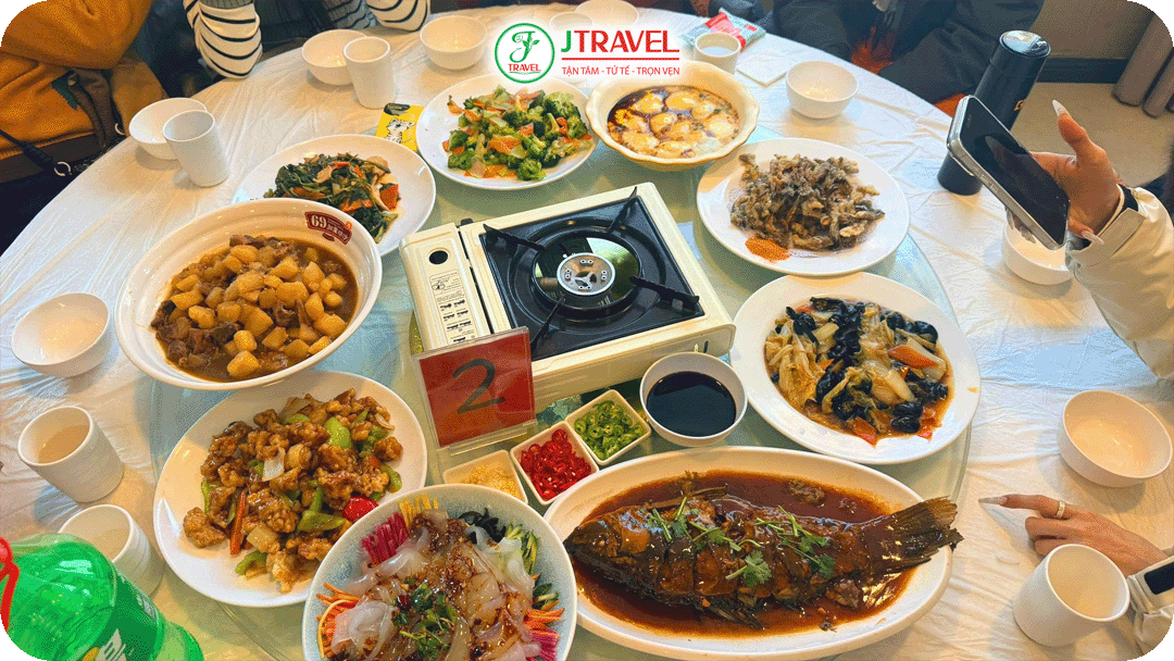 Thưởng thức ẩm thực Đông Bắc Trung Quốc