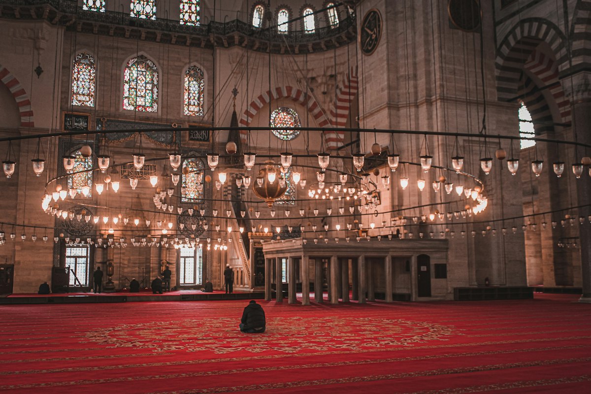 Bên trong nhà thờ Hồi giáo Süleymaniye