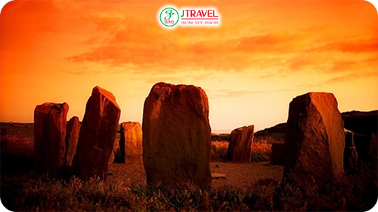 Nguồn gốc Đá Bệ thờ ở trung tâm bãi đá cổ Stonehenge