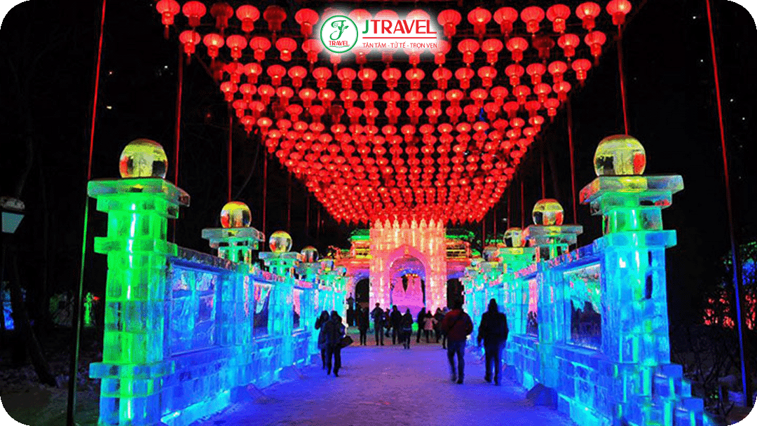 Ice Lantern Garden Party – Không gian đèn lồng băng