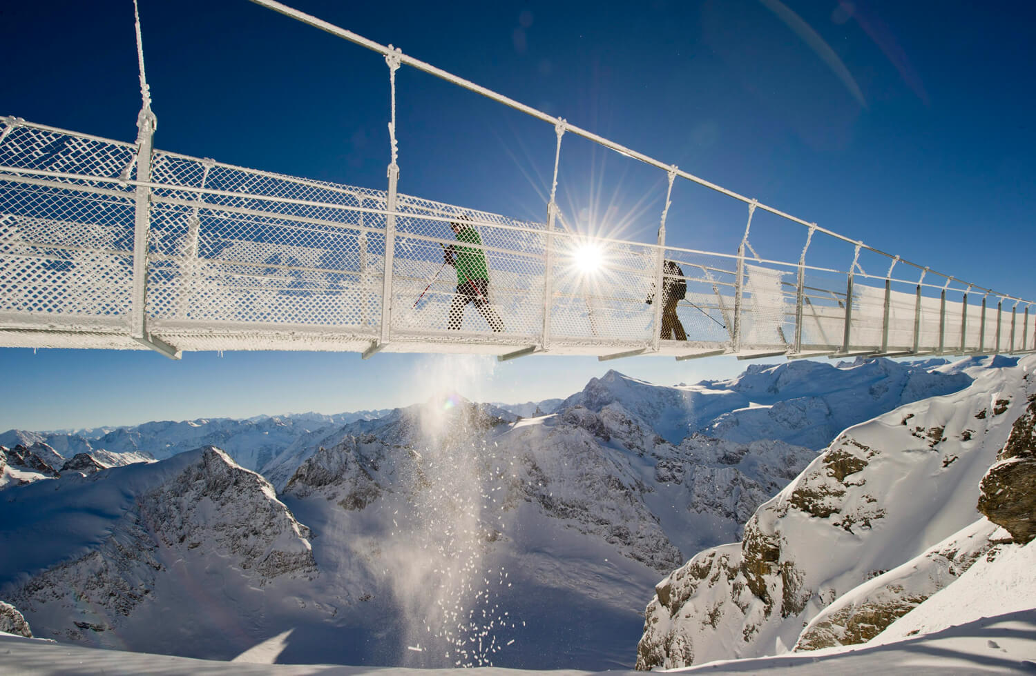 Titlis Cliff Walk - Cây cầu treo cao nhất châu Âu