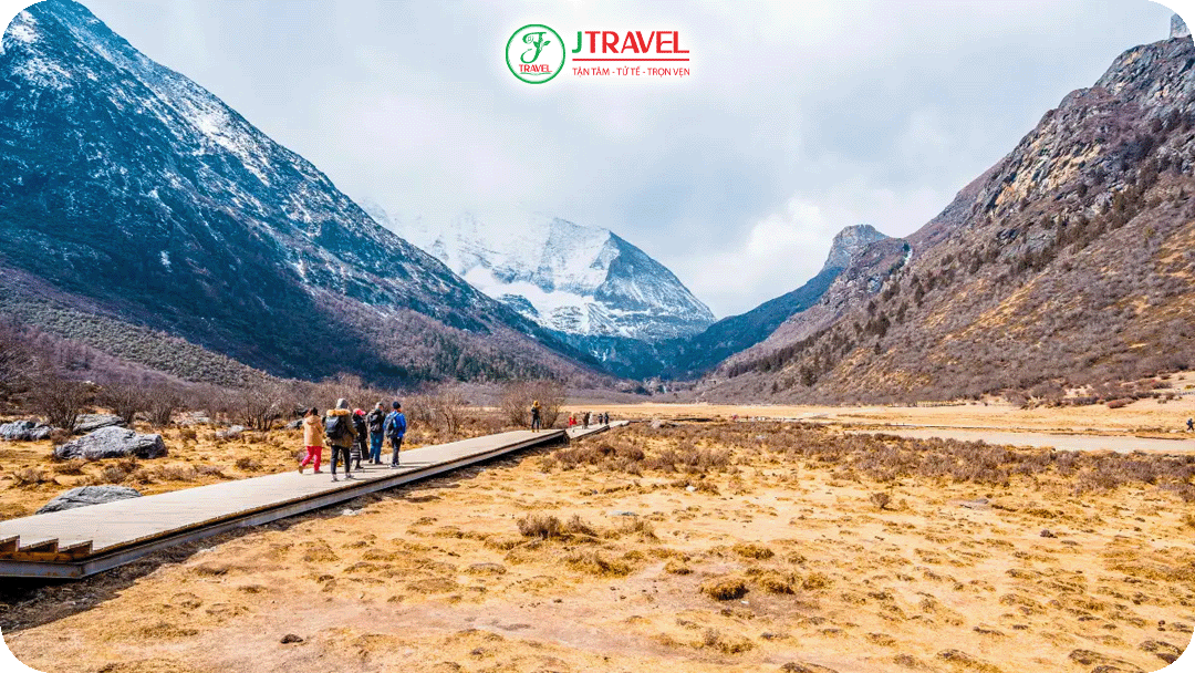 Cung đường trekking qua Ngưu Trường Lạc Nhung