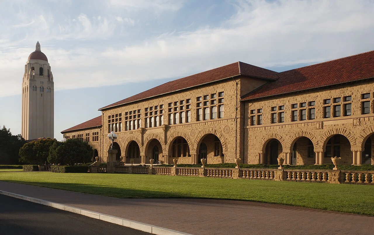 Khuôn viên Đại học Stanford, điểm thăm con du học kết hợp du lịch
