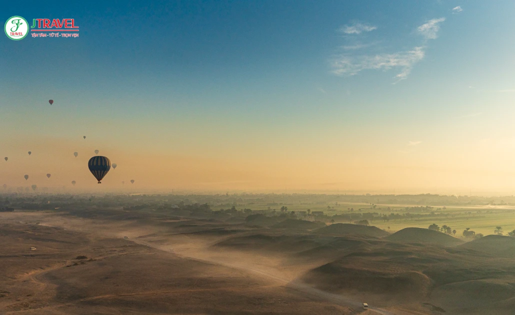 Chuyến bay khinh khí cầu Luxor đẹp nhất trong ngày
