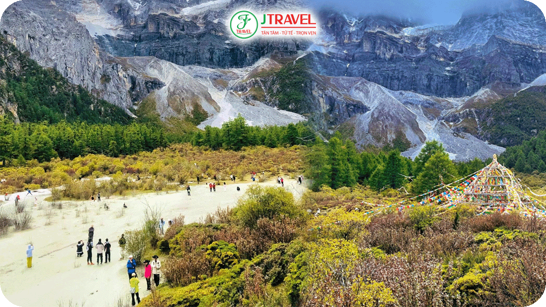 Dấu hiệu mùa thu sớm trong rừng và thảo nguyên Á Đinh