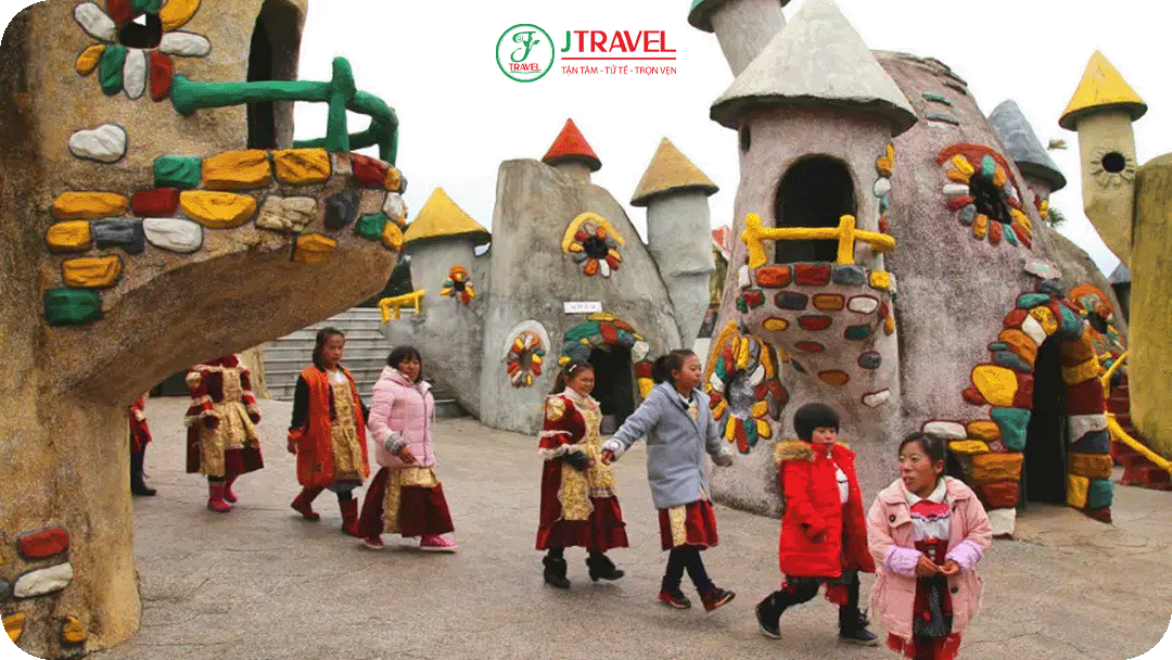 Kiến trúc cổ tích độc đáo của vương quốc tí hon