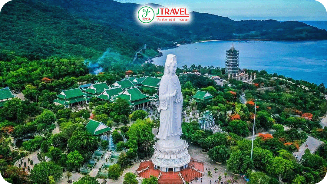 Bán đảo Sơn Trà là “viên ngọc quý” của Đà Nẵng