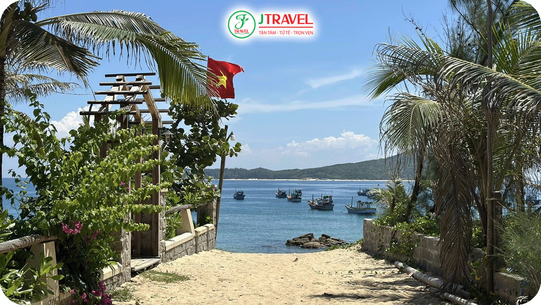 Cù Lao Mái Nhà – Nơi sóng biển thay sóng wifi