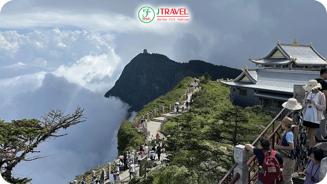 Núi Nga Mi - Một trong tứ đại danh sơn Trung Quốc