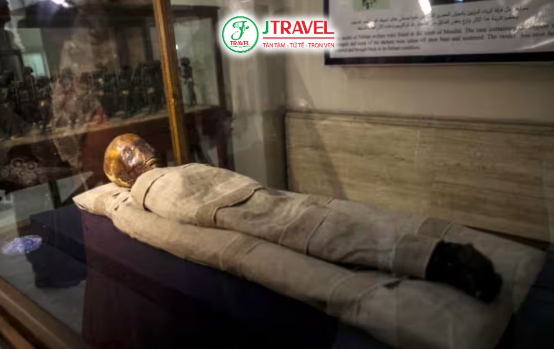 Royal Mummies Hall