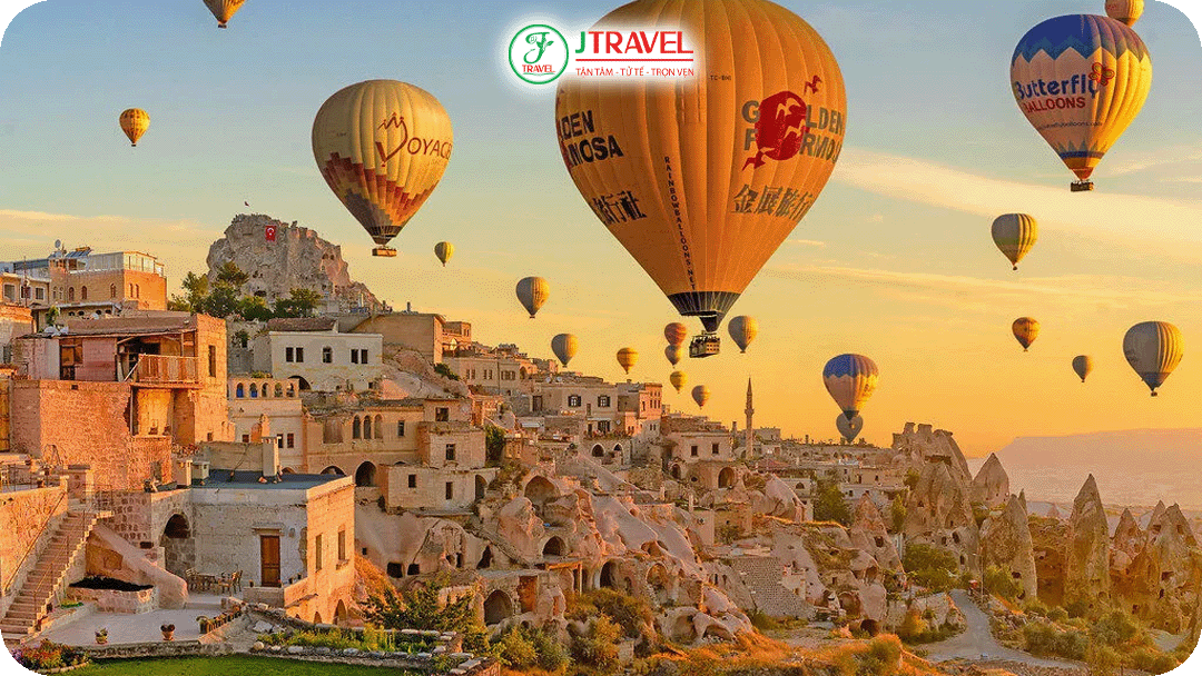 Lâu đài Uchisar – Góc nhìn toàn cảnh từ điểm cao nhất Cappadocia