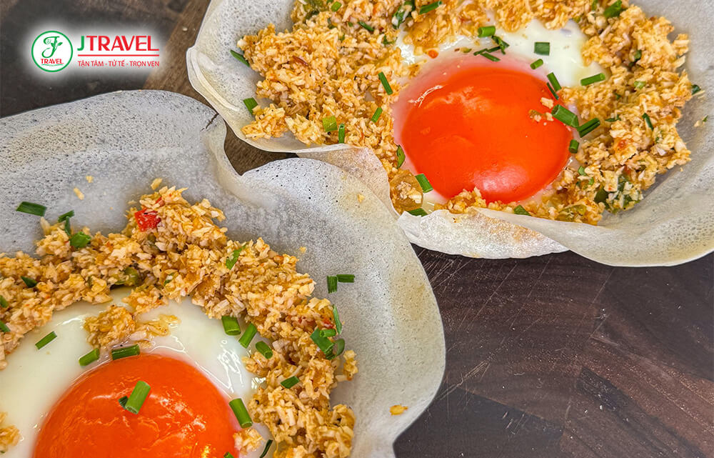 Egg Hoppers