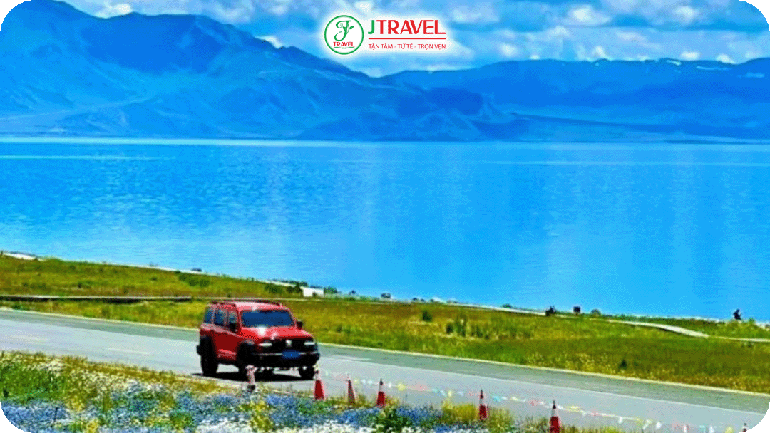 Phương tiện di chuyển trong nội vùng Tân Cương