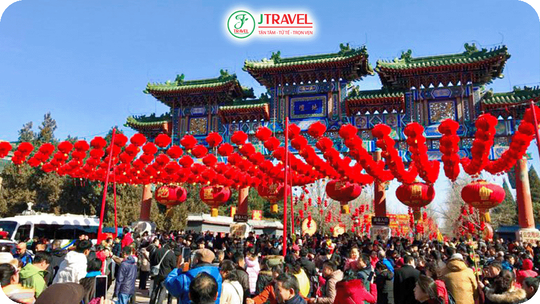 Không khí miếu hội đầu xuân Bắc Kinh nhộn nhịp