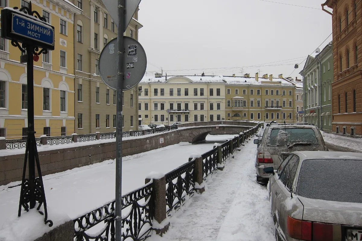 Kênh Winter Canal tháng 12 ở Saint Petersburg