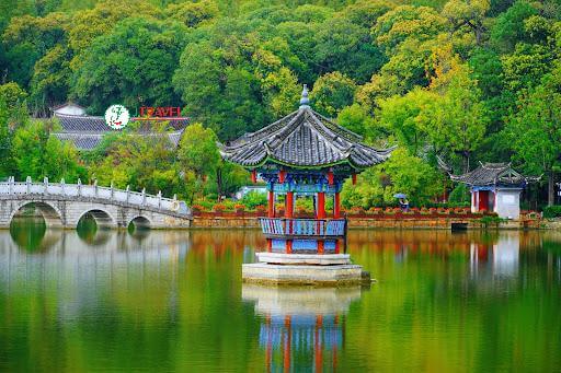 Công viên Hắc Long Đàm có tính phí vé hay không?