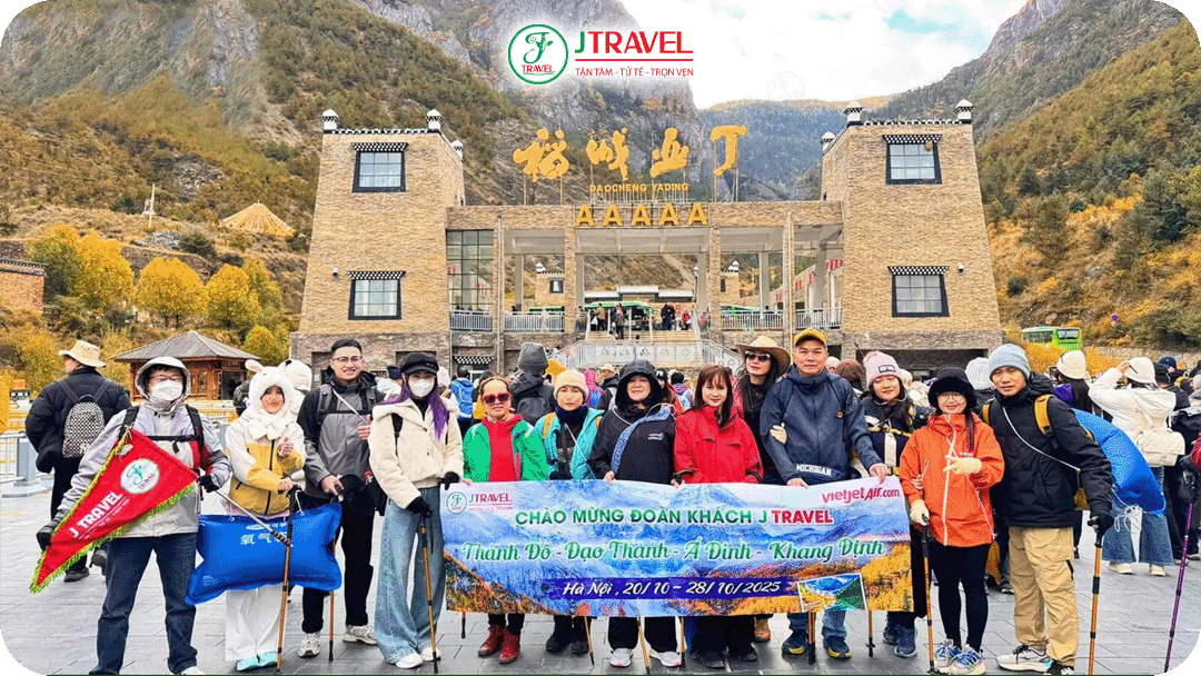 Mùa thu ở Á Đinh được xem là mùa đẹp nhất năm